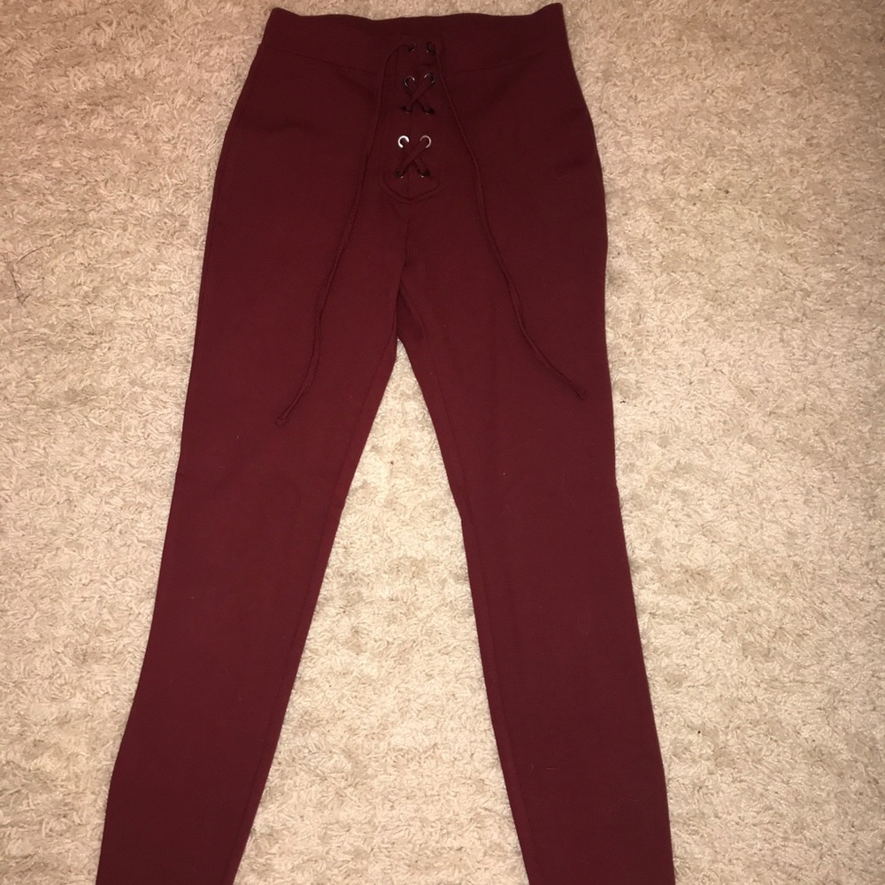 Maroon leggings